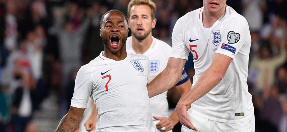 Sensational Sterling Helps England Beat Kosovo 1
