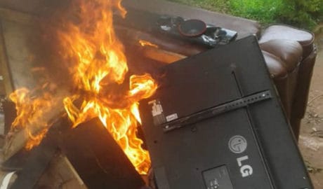 Makerere students burn down fomer guild president property.