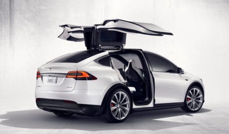 Tesla Adds Amazing Feature to All Its Cars - Newslibre