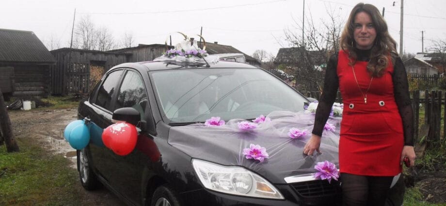 Meet Marina Udgodskaya 35, Cleaner Who Defeated Her Boss in Village Election in Russia 1 Meet Marina Udgodskaya 35, Cleaner Who Defeated Her Boss in Village Election in Russia - Newslibre