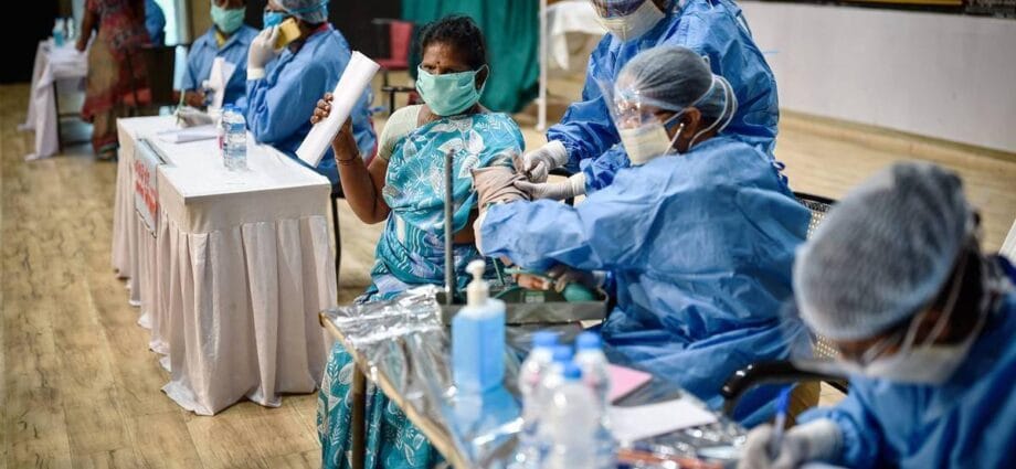 100's Hospitalised In Andhra Pradesh After People Contract Mysterious Illness 1 100's Hospitalised In Andhra Pradesh After People Contract Mysterious Illness - Newslibre