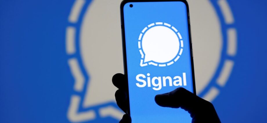 Signal Adds New Features to Attract More Users to Its Chatting App - Newslibre