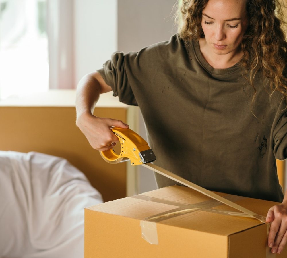 5 Simple Tips To Follow When Packing for Your First Move - Newslibre