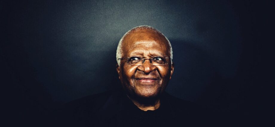 South African Hero Desmond Tutu Dies at 90 - Newslibre