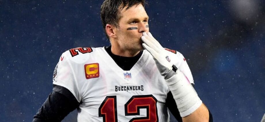 Tom Brady's Final Touchdown Ball Fetches a High Price at Auction for $518K - Newslibre