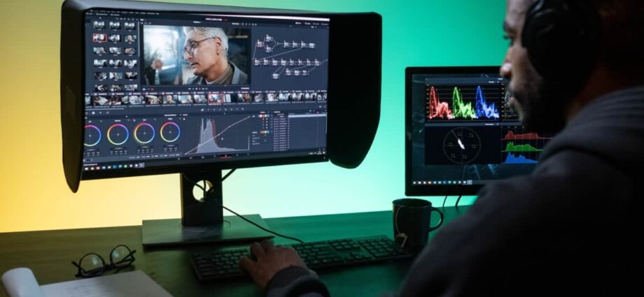 Top 6 Best Tools to Help You Become a Creative Video Editor - Newslibre