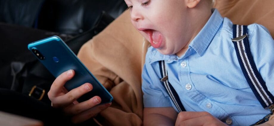 Benefits and Challenges of a Special Needs Foster Care Adoption - Newslibre