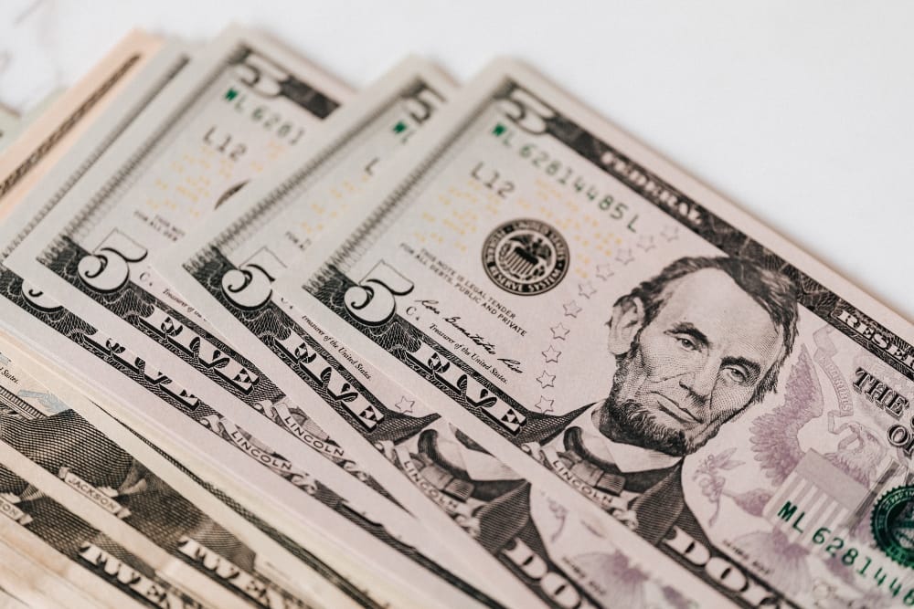 Financial Decisions to Make When You Have a Family - Newslibre