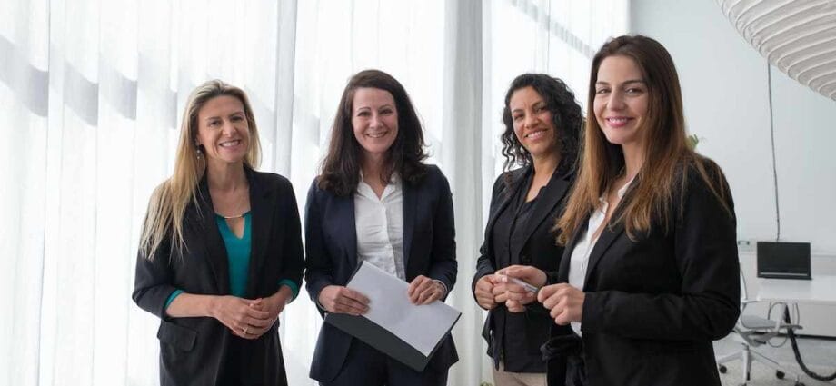 Ways to Encourage Your Employees to Follow Your Company Values - Newslibre