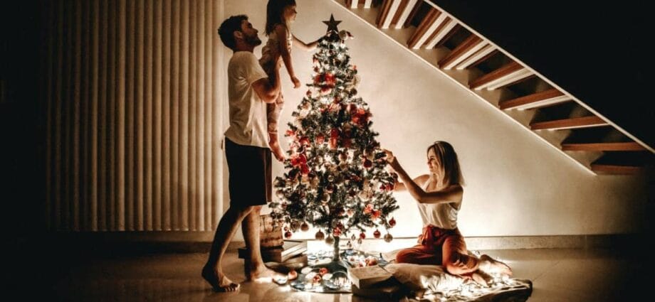 How to Make Your Loved One Happy During the Holidays - Newslibre