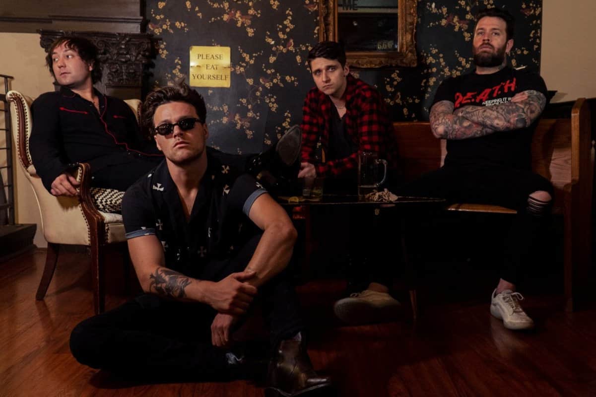 Moon Fever Return With An Intoxicating New Single “Live Fast Die Young” - Newslibre