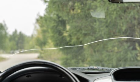 5 Ways Your Windshield Can Crack When Parked