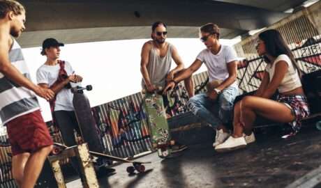 5 Reasons Why Longboarding Is the Best Option for Beginners - Newslibre