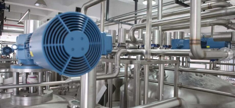 5 Industries Where New Equipment Can Greatly Increase Manufacturing - Newslibre