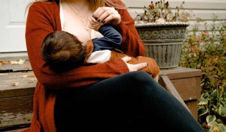 7 Vital Breastfeeding Tips for a First-Time Mom - Newslibre