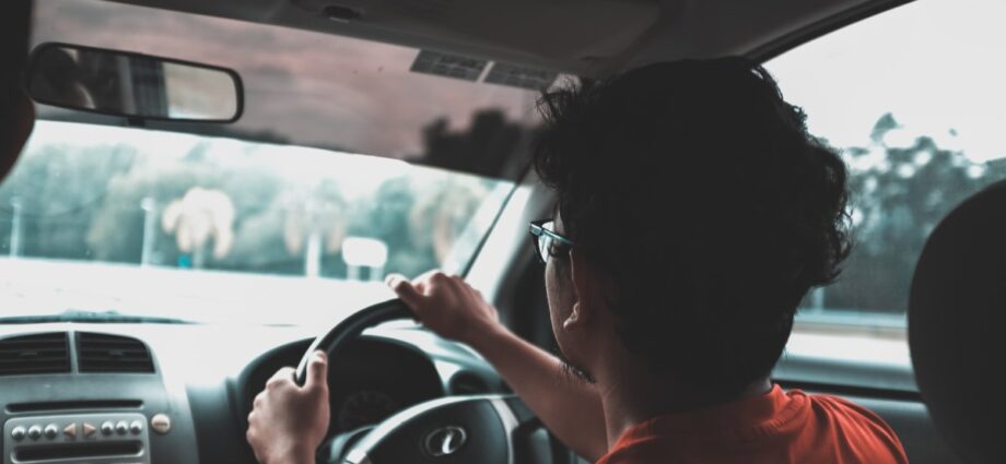 Looking to Buy Your First Car? Here Are 5 Essential Tips for You 1 5 Tips When Looking to Buy Your First Car - Newslibre