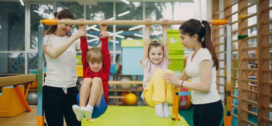 How To Choose the Right Gymnastics Coach for Your Child - Newslibre