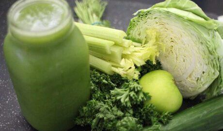 9 Reasons to Drink Celery Juice on an Empty Stomach - Newslibre