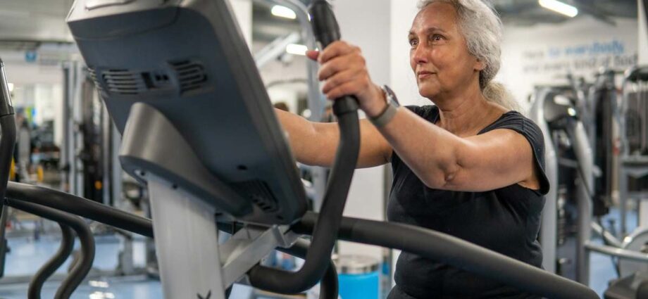 How to Find a Workout Program for People Over 40 - Newslibre