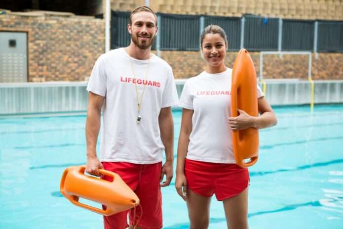 What It Takes to Become a Successful Trained Lifeguard - Newslibre