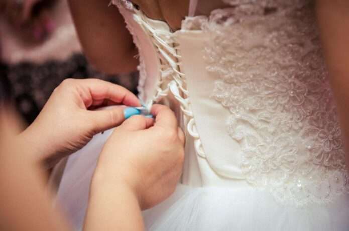 Guide to Transforming An Inherited Wedding Dress - Newslibre