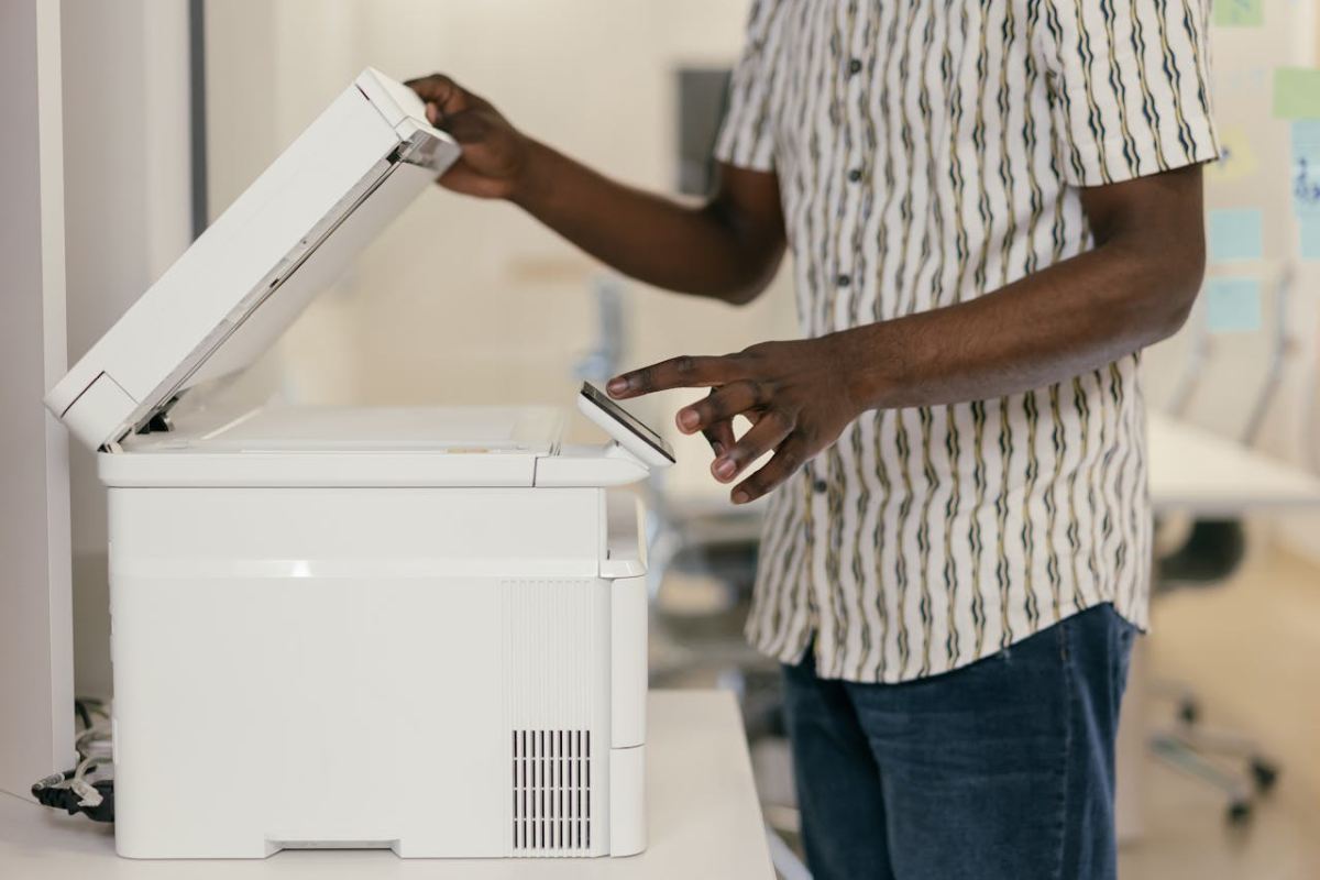Key Technologies Driving Large-Format Printing Today - Newslibre