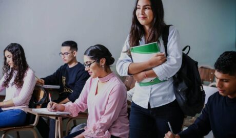 Why Every Student Should Learn About Career Paths Early - Newslibre