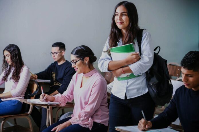 Why Every Student Should Learn About Career Paths Early - Newslibre